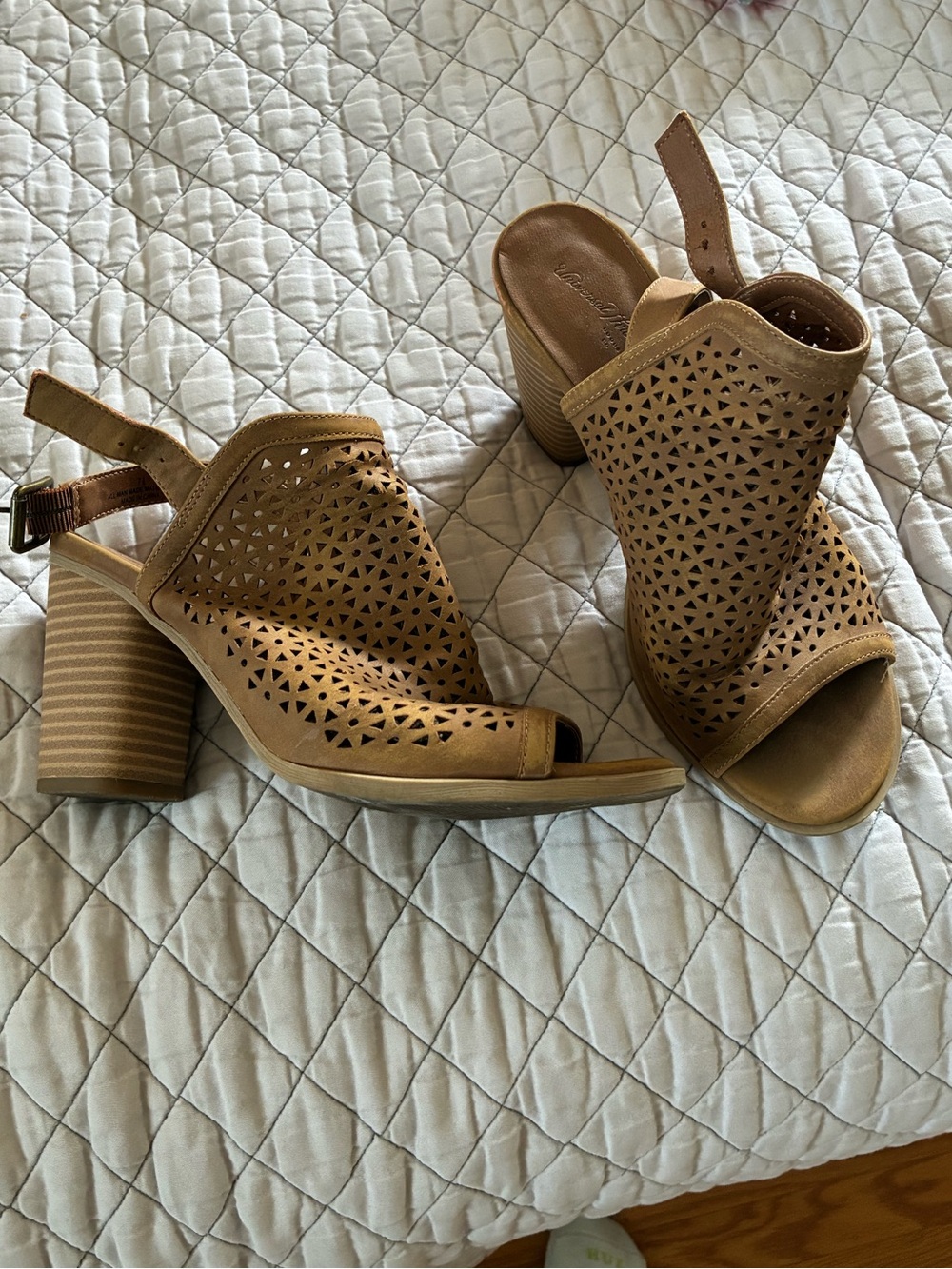 Women's Tan Laser-Cut Block Heel Sandals